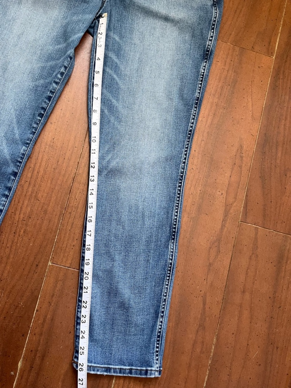 Women’s J.Crew Curvy Vintage Slim Straight Medium Wash Denim Jeans – Size 31 - Picture 9 of 15